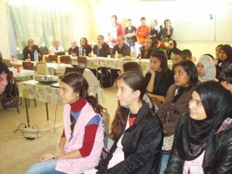 Des collégiens s'invitent chez le maire et le directeur de l'environnement                                    Projet de l'environnement au CEM Essalem