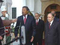 Le président Bouteflika reçoit le président de la Commission de l'UA