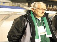 Afin d'utiliser l'argent de la ligue des champions d'Afrique et des droits TV                                    Le MCA signe une décharge à la FAF pour payer Nouzaret