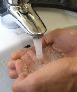 Necib compte s'attaquer aux inégalités                                    ACCÈS À L'EAU