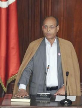 Marzouki s'installe au Palais de Carthage                                    UN AN APRÈS LA «REVOLUTION DU JASMIN»