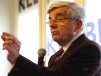 Chevènement appelle à faire bouger les lignes entre la France et l'Algérie                                    Lakdar Ibrahimi, Ghozali et Rahmani participeront au colloque « l' Algérie France au XXI siècle