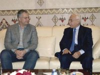 Le ministre de la Défense de Serbie Dragane Stuanovac à Alger