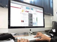 Les journalistes des sites électroniques ont les mêmes droits que ceux des autres médias