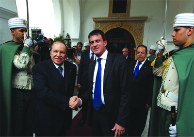 La visite de Hollande à Alger s'annonce d'ores et déjà houleuse