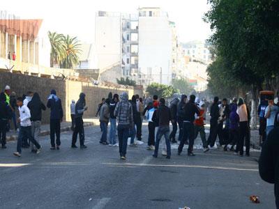 «Des manipulations pour inciter les citoyens à l'émeute                                    Le wali de Annaba l'a affirmé hier :