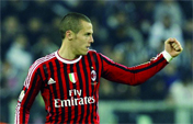 Mesbah absent de la liste des 18 du Milan AC en Coupe d'Italie                                    Equipe nationale