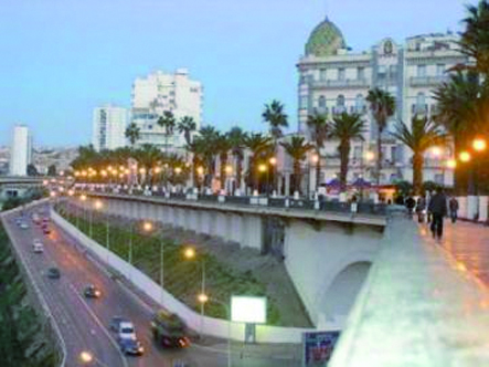 21 courts métrages de 11 pays en compétition                                    Ouverture de la 5e édition du Festival d'Oran du film arabe