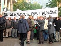 Retraités de Béjaia                                    Les retraités refusent de battre en' retraite