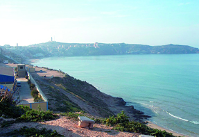 Quatorze sites proposés                                    ORAN, Projets touristiques et hôteliers