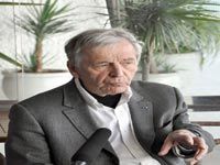 LE CINEASTE COSTA GAVRAS À 'LIBERTE