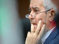 IL A PRESENTE SON LIVRE À L'UNIVERSITE DE BEJAIA                                    L'approche technocrate de Temmar