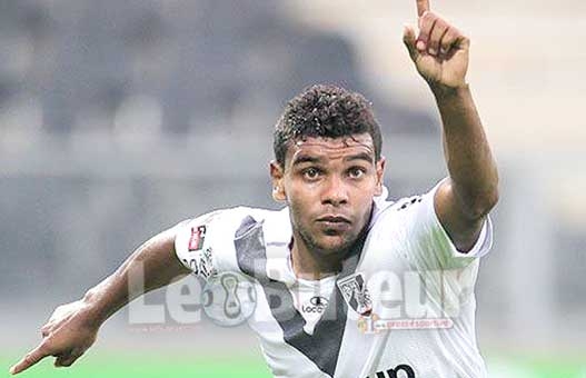 Il dément la rumeur du journal A Bola : Soudani restera bel et bien à Guimaraes selon ses proches