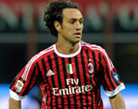 A l'étranger                                    AC Milan/ Nesta ne se voit pas ailleurs