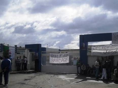 Tizi Ouzou : les services de sécurité réouvrent la laiterie de de Draâ Ben Khedda                                    Actualité : les autres articles