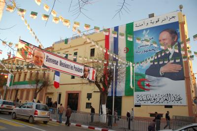 Algérie / France : Le président Hollande en visite à Tlemcen