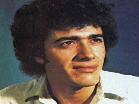 Université Mouloud Mammeri : Une thèse sur la poésie de Matoub Lounès                                    Tiziouzou : les autres articles