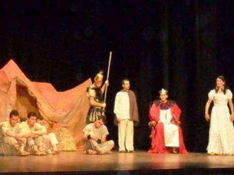 Activité culturelle à Tizi Ouzou : Le théâtre amazigh à l'honneur                                    Tiziouzou : les autres articles