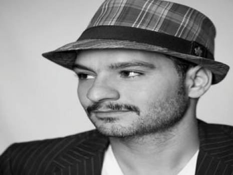 «Faire connaître le cinéma arabe à travers le monde»                                    Chadi Zeneddine. Cinéaste et programmateur à Doha Film Institute