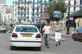 11.000 licences de taxi inexploitées                                    TRANSPORT AU NIVEAU DE LA CAPITALE