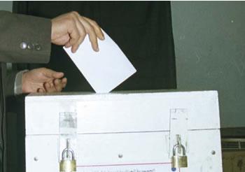 L'Algérie à pile ou face                                    INQUIETUDE GRANDISSANTE À L'APPROCHE DES LEGISLATIVES