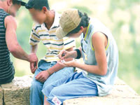 Drogue en milieu juvénile                                    Un million de consommateurs !