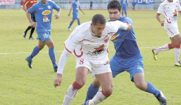 أمل الأربعاء بطلا شتويا وعين فكرون في المتابعة وعين تموشنت تواصل الغرق                                    الجولة 15 للرابطة المحترفة الثانية