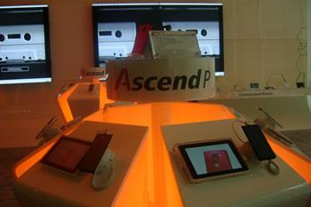 Huawei part à la conquête du grand public                                    SON DERNIER-NE, LE P1, BIENTÔT DANS VOS POCHES