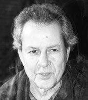 Merzak Allouache                                    «Je parle encore de la jeunesse»