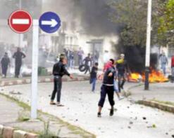 توزيع محلات الرئيس تشعل فتيل الإحتجاجات                                    مشاريع التعبيد والترصيف أُنجزت لتحفر من جديد ببسكرة