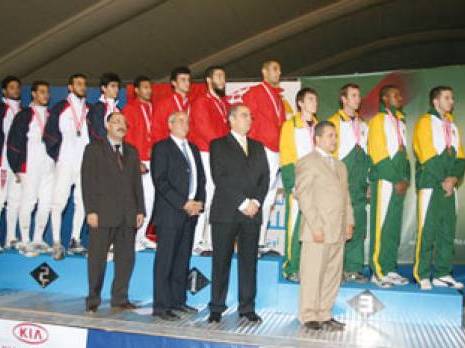 Escrime. Bernaoui plaide pour des techniciens étrangers                                    Sports : les autres articles