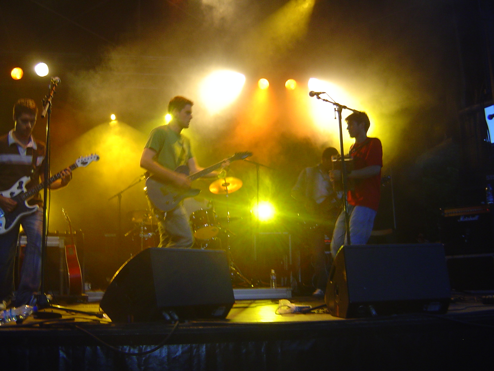 Groupe cameleon : Une tournée débutera le 27/12 a la sale al atlas est finira le 31/12 a Constantine en passant par :