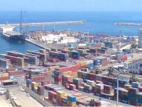 Le port d'Alger va se doter d'un guichet unique pour maîtriser le flux des marchandises (responsable)