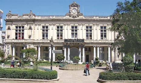 Les problèmes passés en revue                                    Développement à Annaba