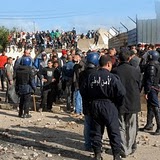 URGENT : Répression policière contre une jeunesse qui réclame pacifiquement ses droits à Laghouat