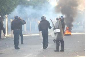 Ça va mal à Laghouat                                    GRENADES LACRYMOGÈNES, BLESSES ET ARRESTATIONS