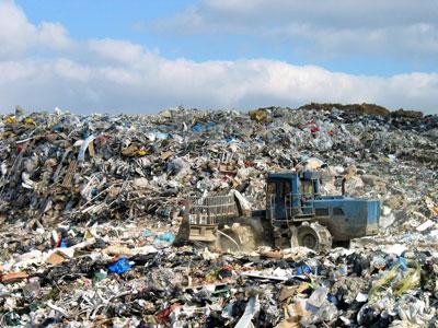 Le CET de Tizi Ouzou au secours de la commune                                    Le ramassage des ordures pose problème à Ouaguenoun