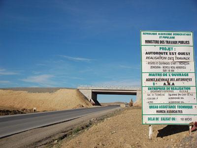 L'autoroute Est-Ouest, le projet dont on attend toujours l'achèvement