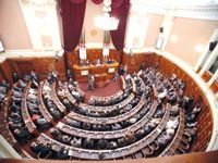 Sénatoriales à Tizi Ouzou                                    Une élection qui risque de chambouler l'APW