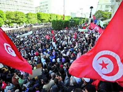 Liesse et promesses dans l'avenue Bourguiba                                    L'an I de la révolution du Jasmin