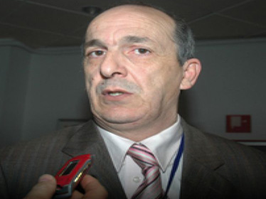 Algérie- 5000 milliards de dinars de crédits à l'économie en 2011 (Abef)