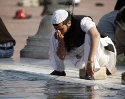 وسوسة الشيطان - طريقا المسلم للتخلص من وسوسة الشيطان الوضوء والإستغفار