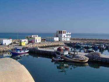 Tunisie - Une migration collective vers l'Italie des pêcheurs de Kraten, dans l'île de Kerkennah