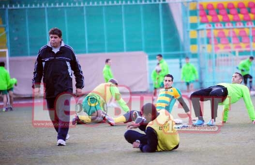 JSK : Ighil : «Mon équipe est prête»