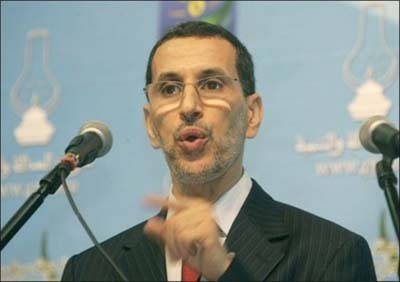 Pour un approfondissement du dialogue politique