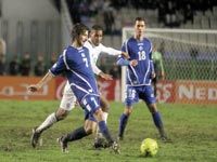 Il dément encore son départ du Club Africain                                    Lemmouchia : 'Je me concentre sur mon programme de travail spécifique en France