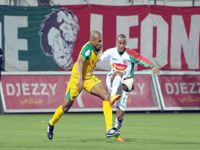 Mca 0 - jsk 0                                    Un derby à blanc