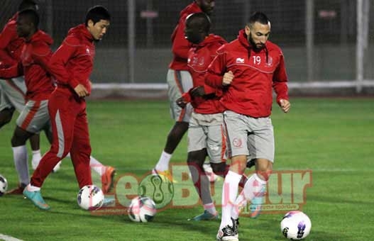 Belhadj, invité par Lakhouiya pour jouer face au PSG