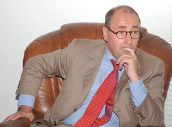 «C'est la jeunesse qui rapprochera nos deux pays»                                    L'AMBASSADEUR DE FRANCE EN ALGERIE À PARTIR D'EL TARF