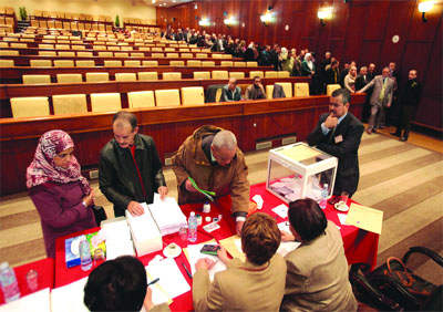 Résultats de l'élection pour le renouvellement de la moitié des membres élus